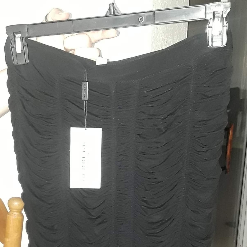 New Burberry Silk Pencil Black Skirt